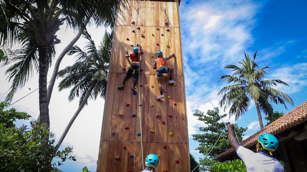 Avani Resort 5*